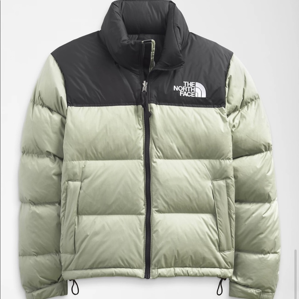 Northface Womens,s 1996 Retro Nuptse jacket size small in TEA GREEN